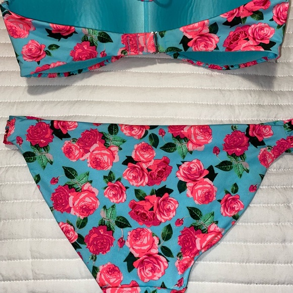 H&M floral bikini never worn - Picture 5 of 5